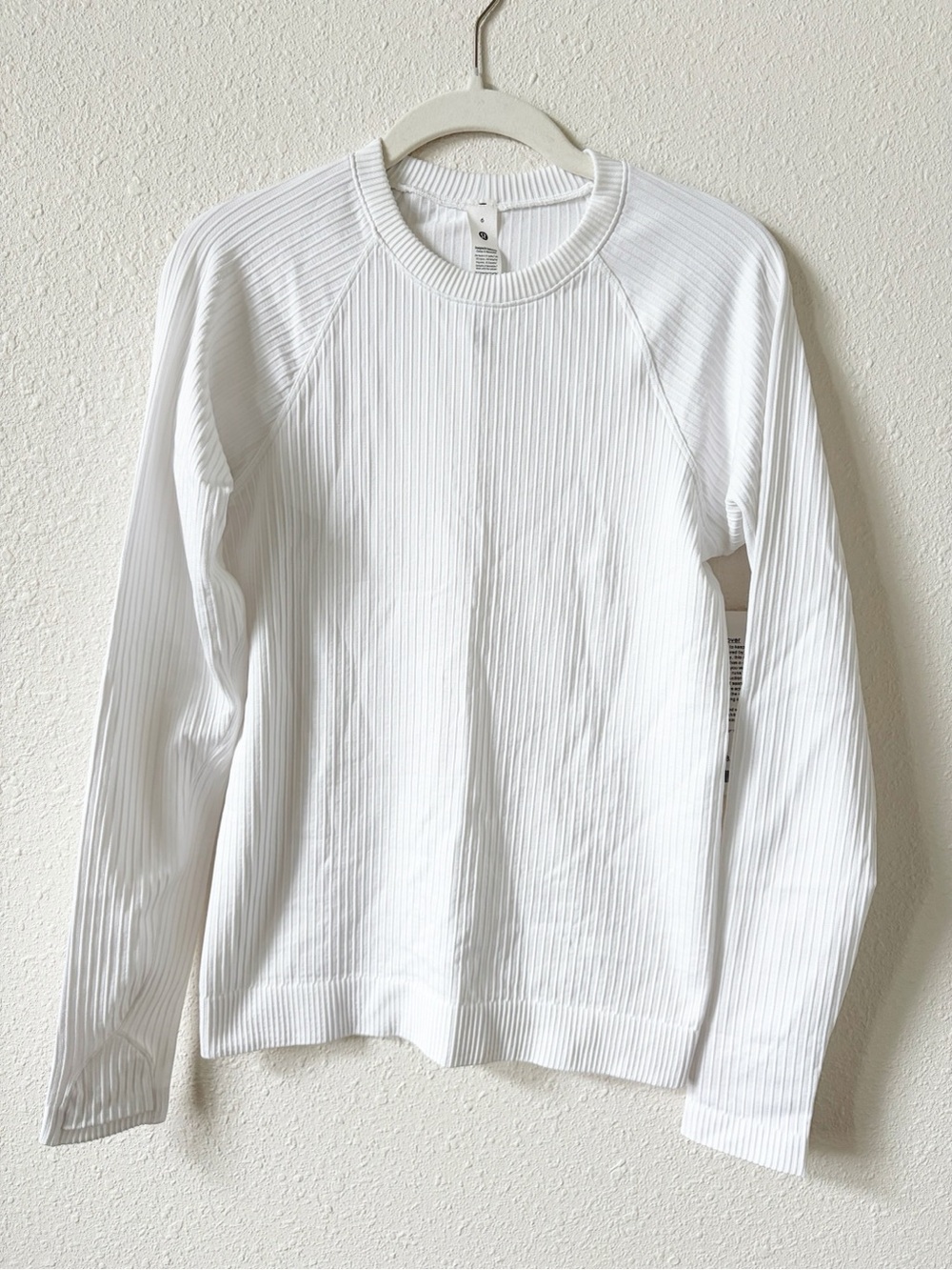 Lululemon Rest Less Pullover White Size 6 Run Outdoors Neutral Sporty